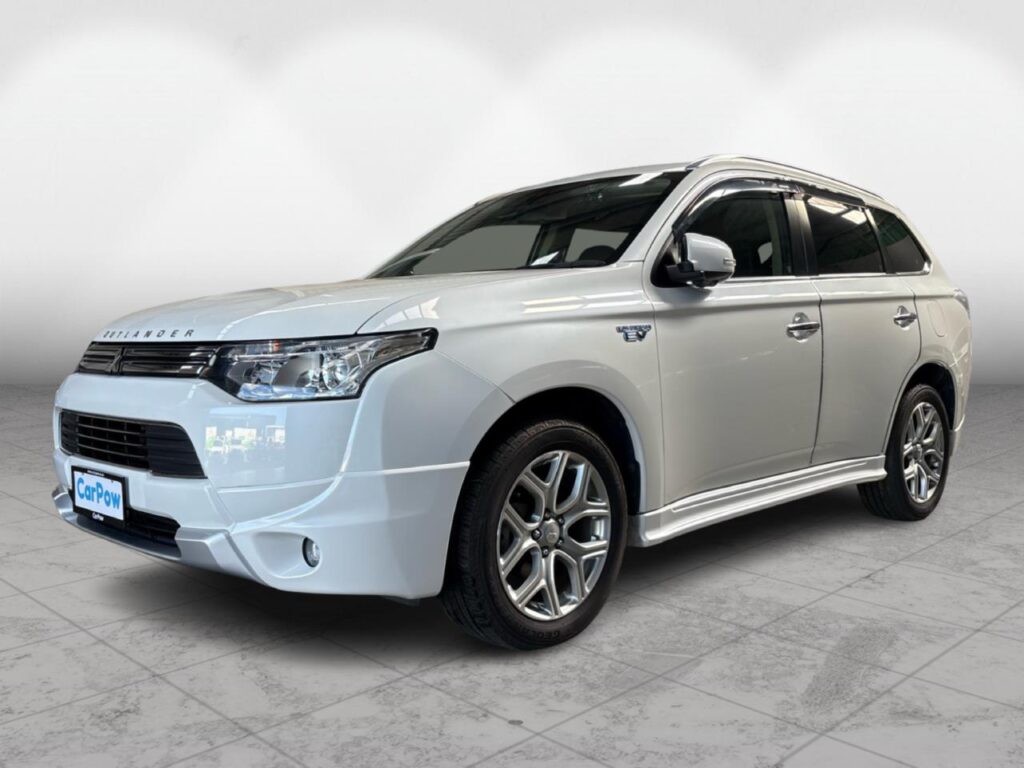 Mitsubishi Outlander PHEV 2014