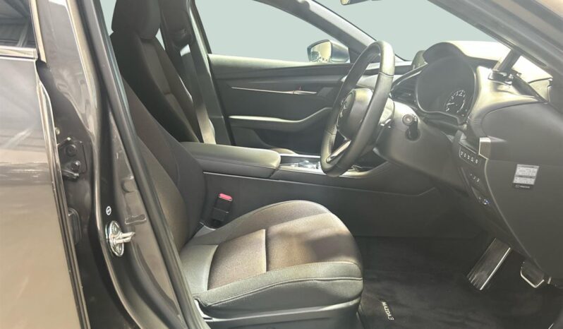 
								Mazda Mazda3  2019 full									