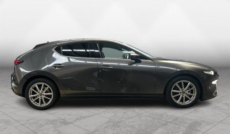 
								Mazda Mazda3  2019 full									