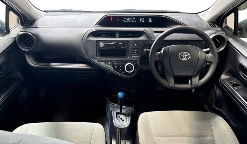 
								Toyota AQUA L 2021 full									