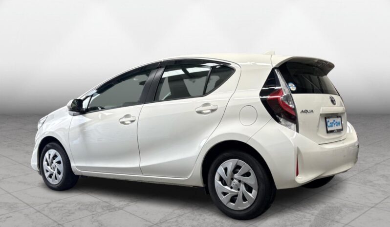 
								Toyota AQUA L 2021 full									