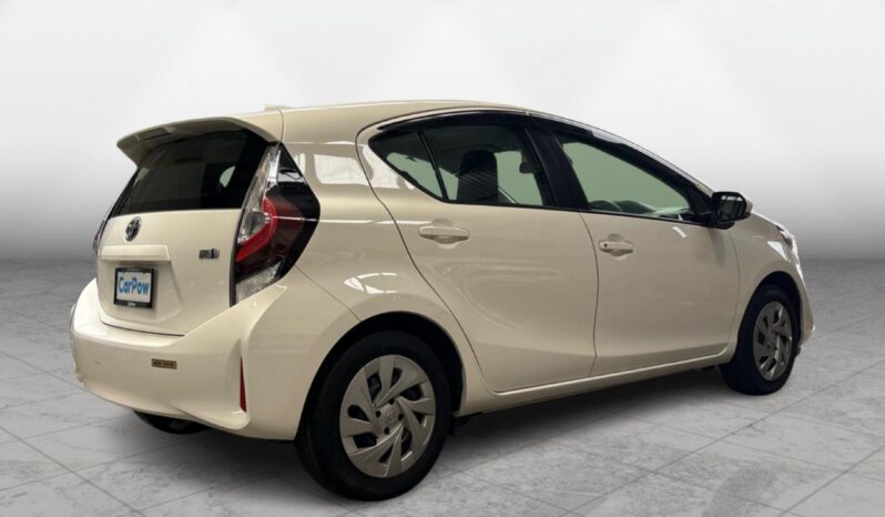 
								Toyota AQUA L 2021 full									