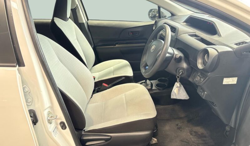 
								Toyota AQUA L 2021 full									