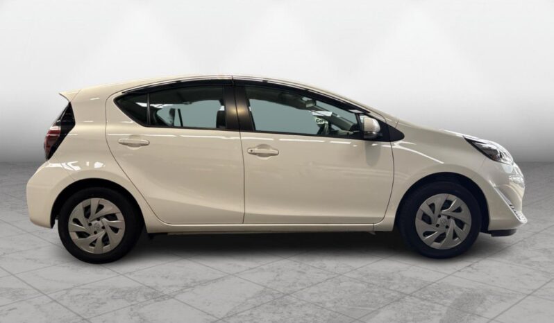 
								Toyota AQUA L 2021 full									