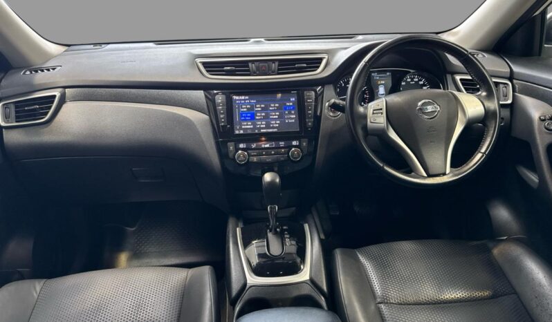 
								Nissan X-TRAIL  2015 full									