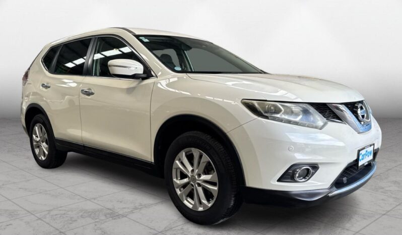 
								Nissan X-TRAIL  2015 full									