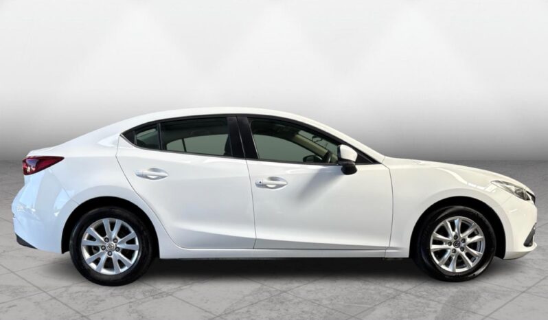 
								Mazda AXELA  2016 full									