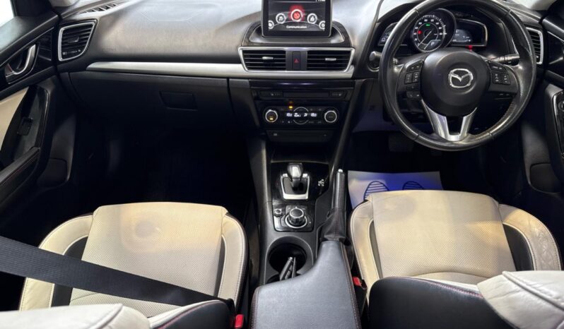 
								Mazda AXELA  2013 full									