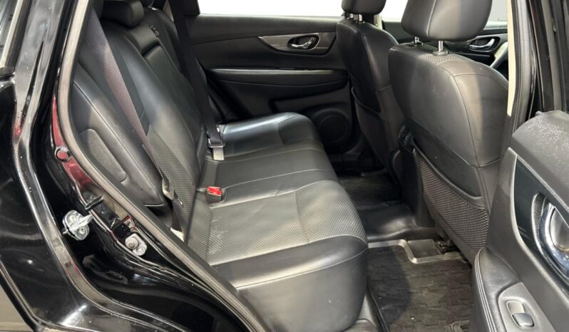 
								Nissan X-TRAIL  2015 full									