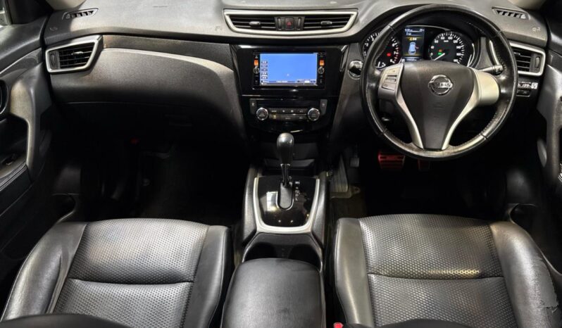 
								Nissan X-TRAIL  2015 full									