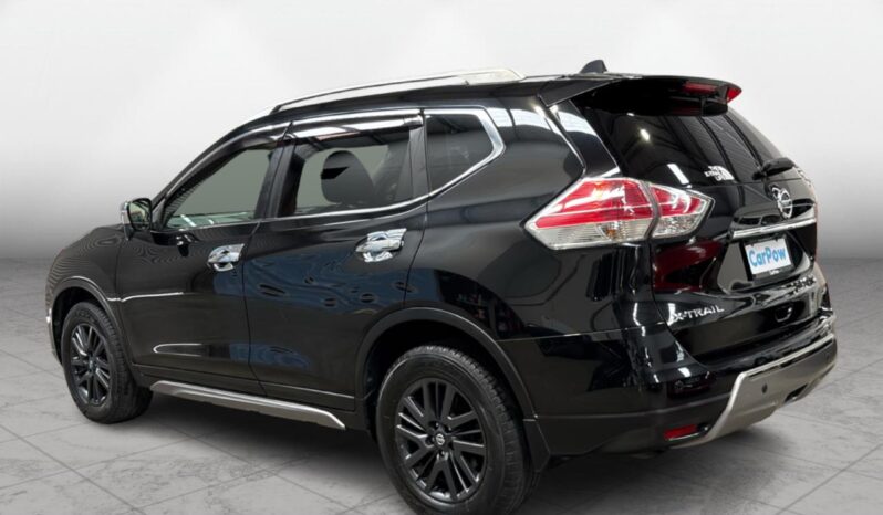 
								Nissan X-TRAIL  2015 full									