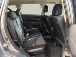 
										Mitsubishi OUTLANDER PHEV G Navigation Package 2014 full									