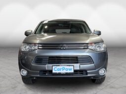 
										Mitsubishi OUTLANDER PHEV G Navigation Package 2014 full									