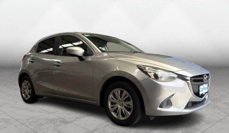 
								Mazda DEMIO 13S 2015 full									