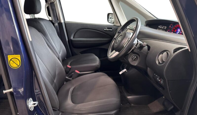 
								Mazda BIANTE  2013 full									