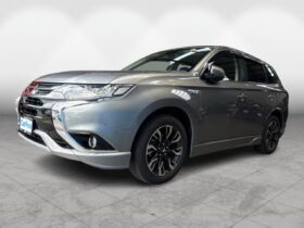 Mitsubishi Outlander PHEV 2015