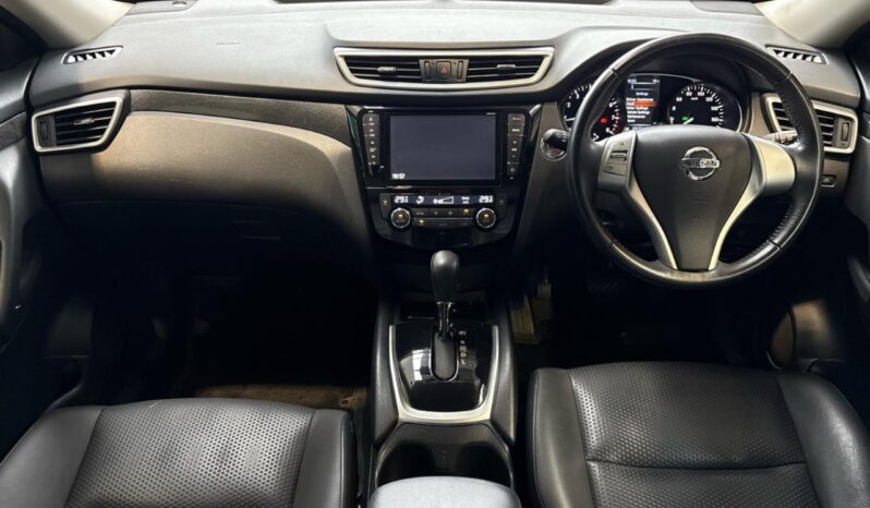 
								Nissan X-TRAIL 20X Emergency Brake 2015 full									