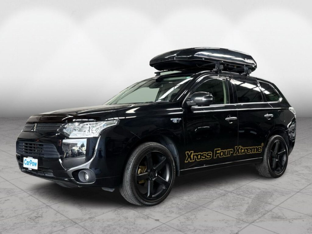 Mitsubishi OUTLANDER PHEV G Premium Package 2013