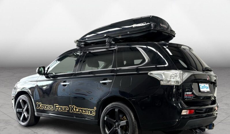 
								Mitsubishi OUTLANDER PHEV G Premium Package 2013 full									