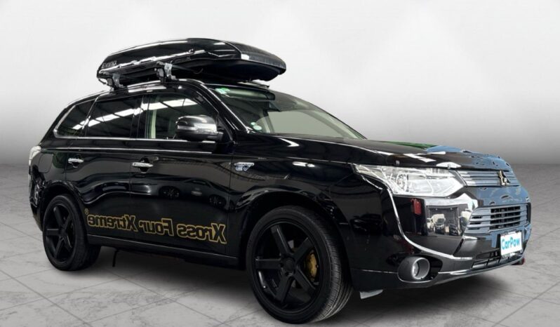 
								Mitsubishi OUTLANDER PHEV G Premium Package 2013 full									