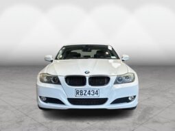 
										BMW 320I  2011 full									