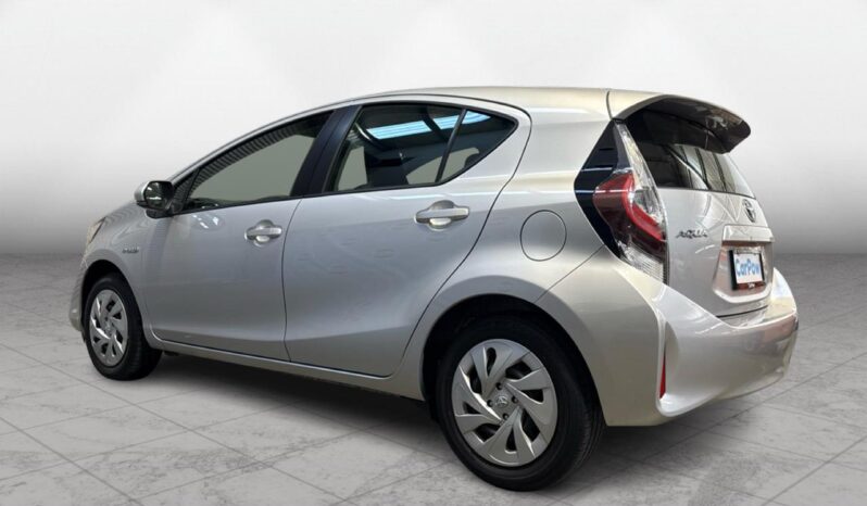 
								Toyota AQUA  2018 full									