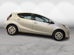 
										Toyota AQUA  2018 full									