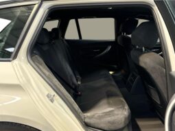 
										BMW 3 Series 320i Touring M Sports 2013 full									