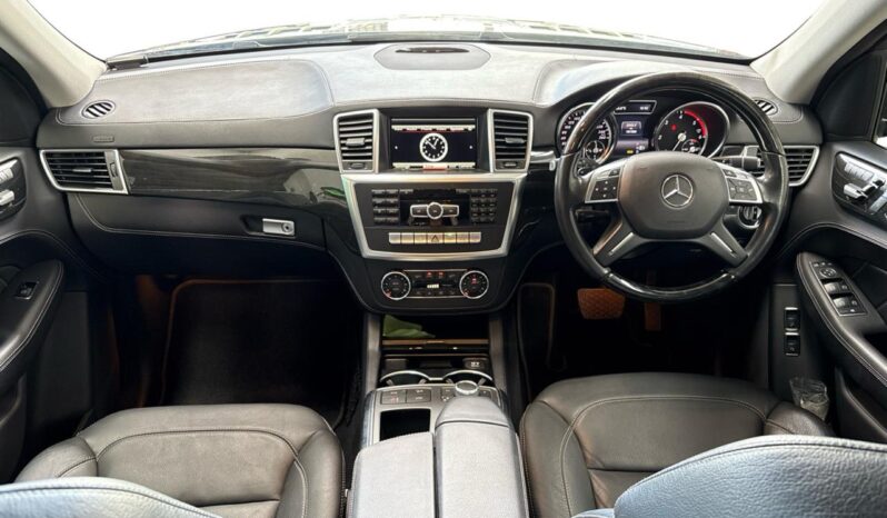 
								Mercedes-Benz GL350 Blue Tech 4 Matic Leather Exclusive 2015 full									