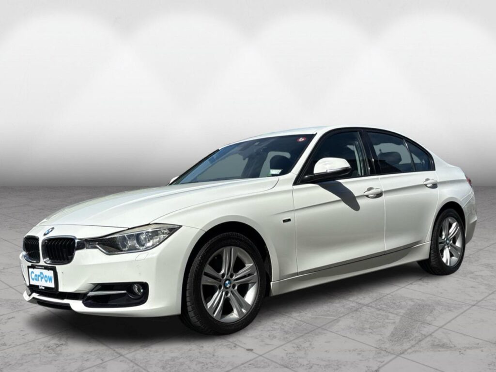 BMW 320I  2013