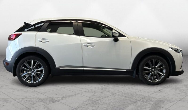 
								Mazda CX-3 20S Noble Brown 2017 full									