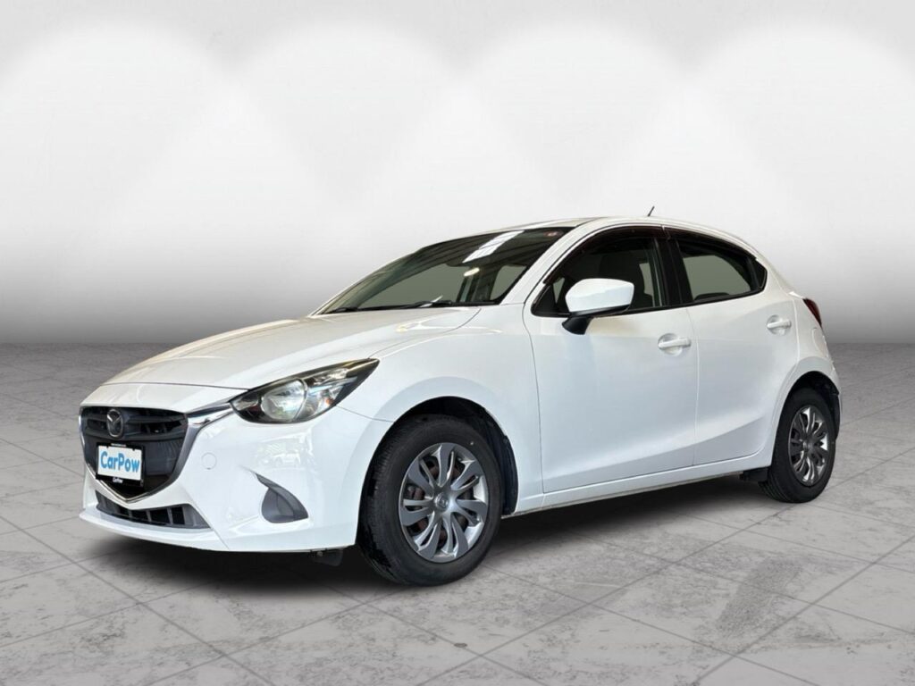 Mazda DEMIO 13C 2015