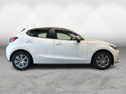 
										Mazda DEMIO 13C 2015 full									