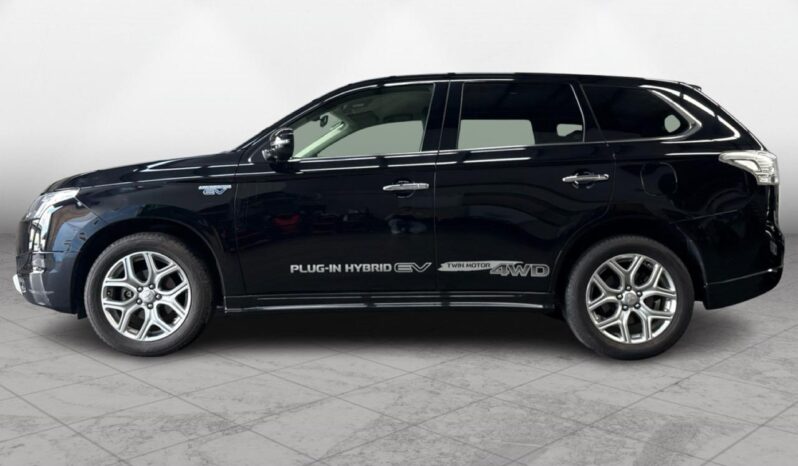 
								Mitsubishi Outlander PHEV 2014 full									