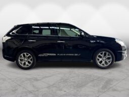 
										Mitsubishi Outlander PHEV 2014 full									