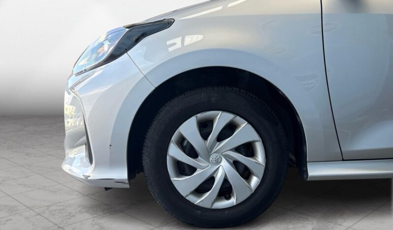 
								Toyota Yaris  2020 full									