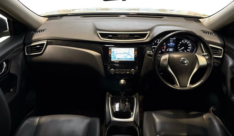 
								Nissan X-TRAIL 20X 2015 full									