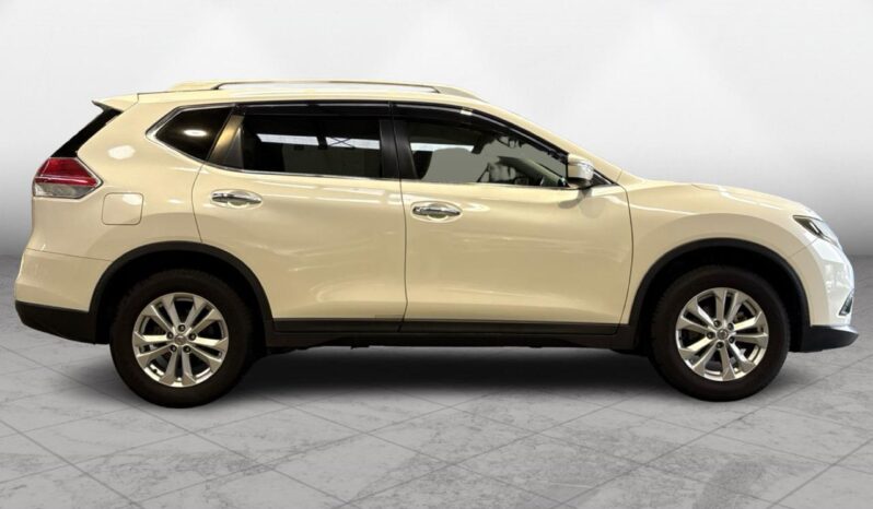 
								Nissan X-TRAIL 20X 2015 full									