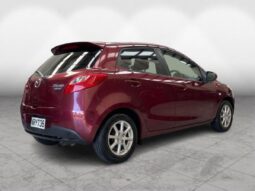 
										Mazda DEMIO  2011 full									