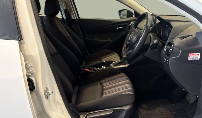Mazda DEMIO 15C 2018 full