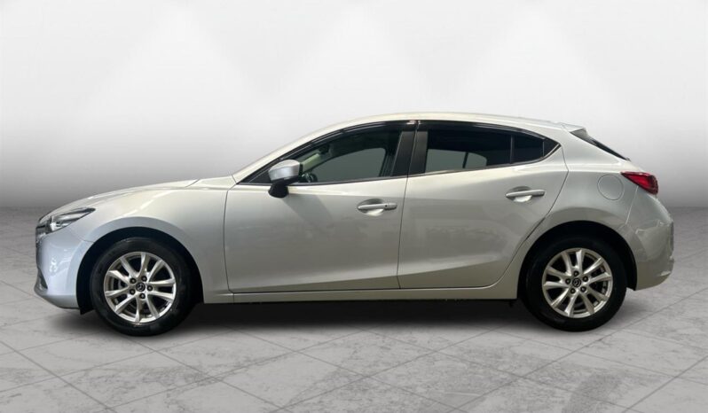 
								Mazda AXELA SPORT 15S 2018 full									