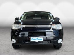
										Mitsubishi OUTLANDER PHEV G Navi Package 2013 full									