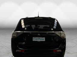 
										Mitsubishi OUTLANDER PHEV G Navi Package 2013 full									