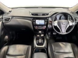 
										Nissan X-TRAIL  2015 full									