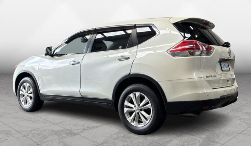 
								Nissan X-TRAIL  2015 full									