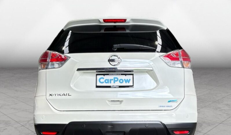 
								Nissan X-TRAIL  2015 full									