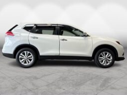 
										Nissan X-TRAIL  2015 full									