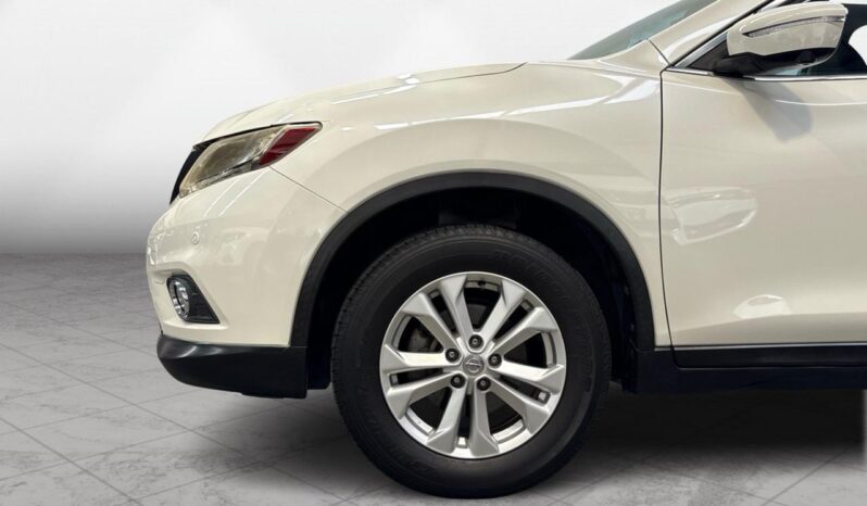 
								Nissan X-TRAIL  2015 full									