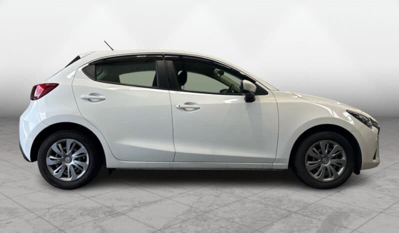 Mazda DEMIO 15C 2018 full