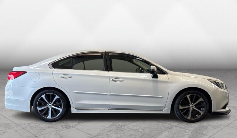 
								Subaru LEGACY B4 2015 full									